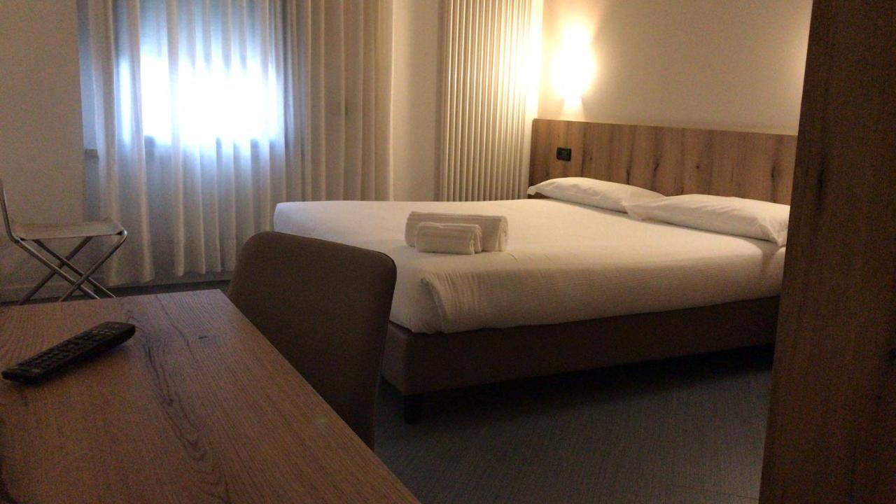 Hotel Doria - Business & Bike Ostiglia Extérieur photo
